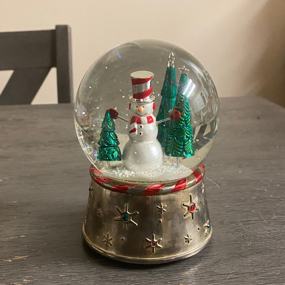 Reed & Barton Snowman Holiday Snow Globe